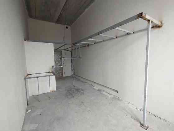 Продам квартиру з чорновим ремонтом м. Академіка Павлова Харків