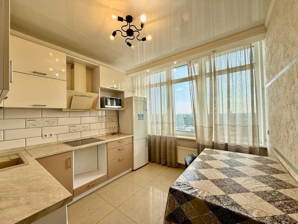 3-комнатная в новострое возле центра с ремонтом Одесса - изображение 1