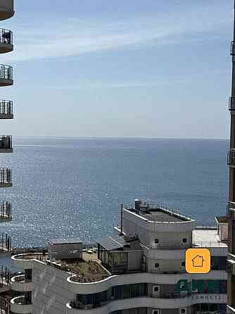 Красивое боковое море, одна из последних без ремонта Кадор на Каманина Одесса