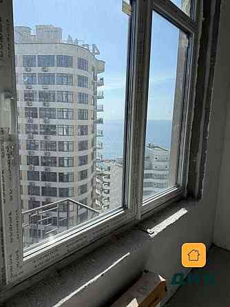 Красивое боковое море, одна из последних без ремонта Кадор на Каманина Одесса