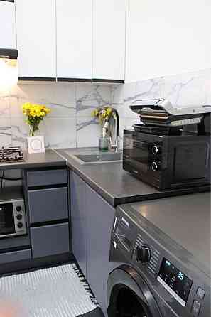 р 1-кімнатна квартира, кутова, з роздільним плануванням Рівне