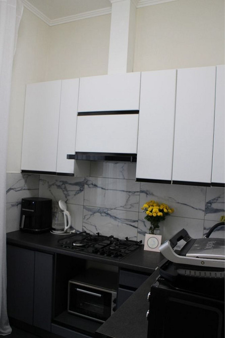 р 1-кімнатна квартира, кутова, з роздільним плануванням Рівне - зображення 1