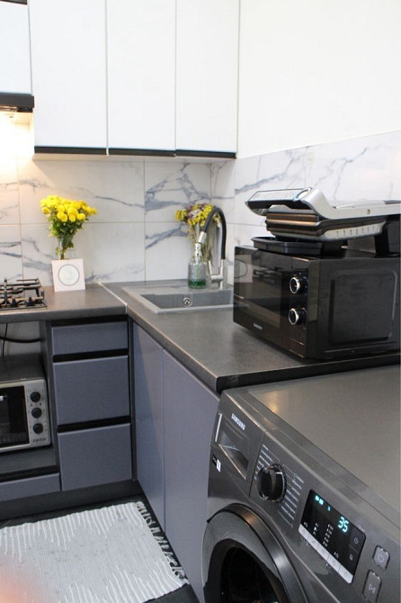 р 1-кімнатна квартира, кутова, з роздільним плануванням Рівне - зображення 3