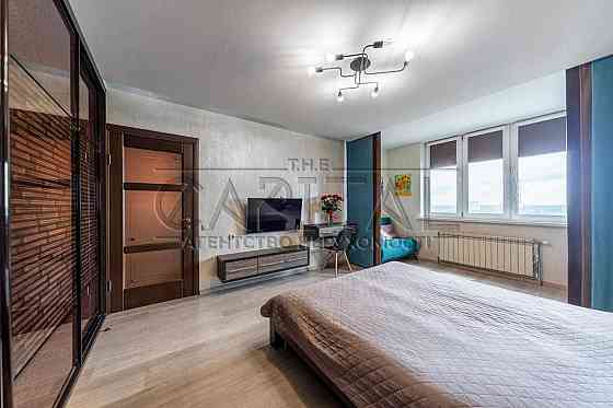 Продам 3к квартира з ремонтом і меблями 78м2 ЖК Милославичі Киев