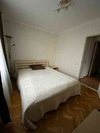 Оренда окремої 2кв -м. Либідська-2 хв.вул.Антоновича 164. Киев