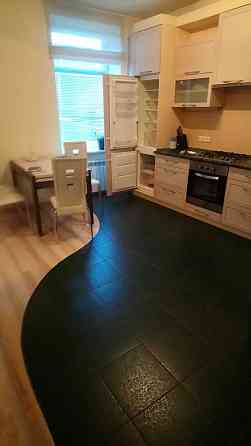 Аренда трехкомнатной газ АО пр Свободы 53 Кам`янське (Запорізька обл.)