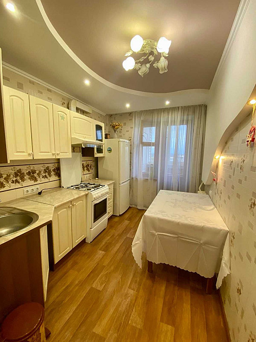 Здам трикімнатну квартиру поруч ТЦ "Арсен" - В.Дивізії Рівне - зображення 2