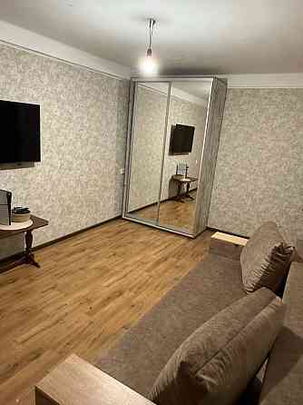 Власник здам 2 кім кімнатна квартира оренда Миропільська Дарниця Юніст Киев