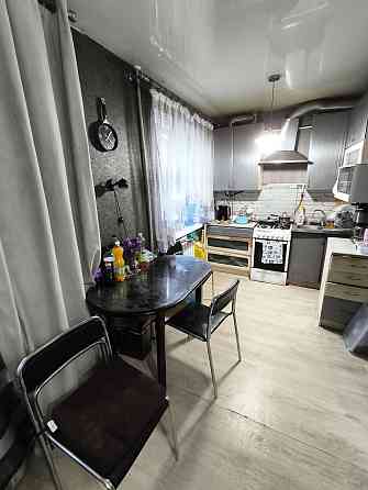 Продам 3 км  квартиру на Титова Дніпро