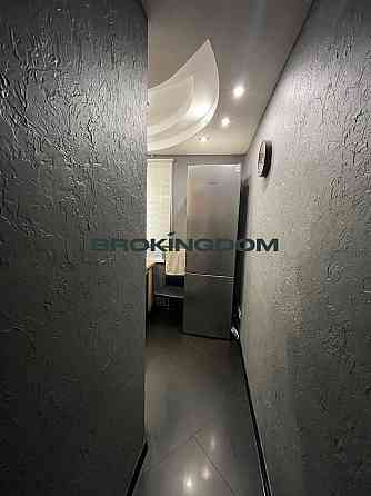 Продам 3х кімнатку квартиру. Київ, вул. Зодчих Киев