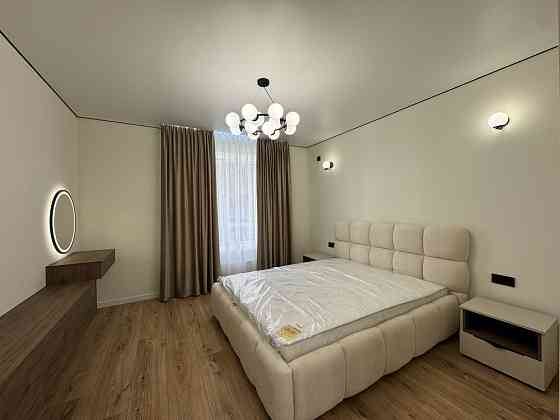 Продам гарну двокімнатну на березі озера Ивано-Франковск