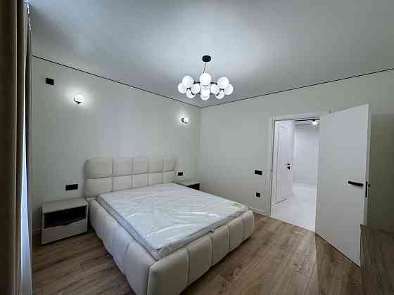 Продам гарну двокімнатну на березі озера Ивано-Франковск