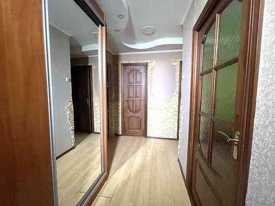 |  Продаж 2-кімнатної квартири з якісним ремонтом та меблями Рівне