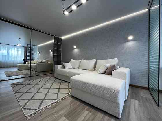 Продам простору 2 кімнатну квартиру на вул. Курбаса Тернопіль