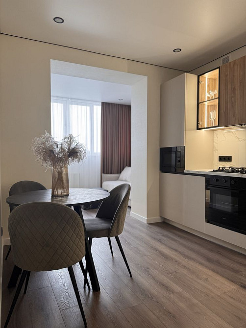 Власник. Продаж 1 кімнатної квартири 47 м2 ЖК Сади Вишневі євродвушка. Вишневое - изображение 2