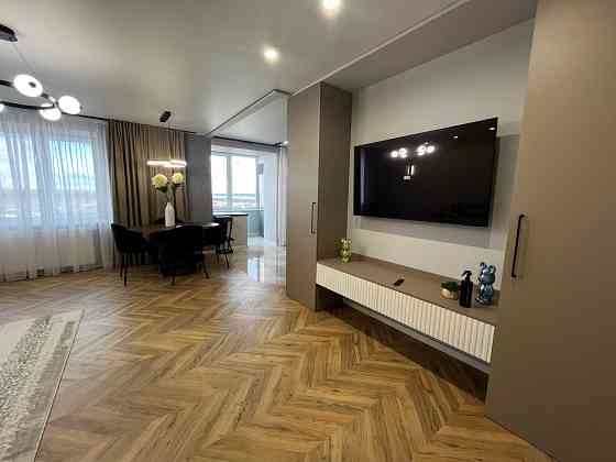 Продам 3 кімнатну квартиру в цегляному будинку Тернопіль