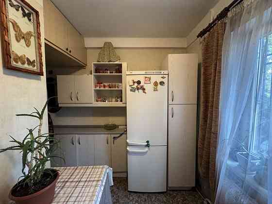 Здам 2-х кімнатну 1 поверх біля метро Киев