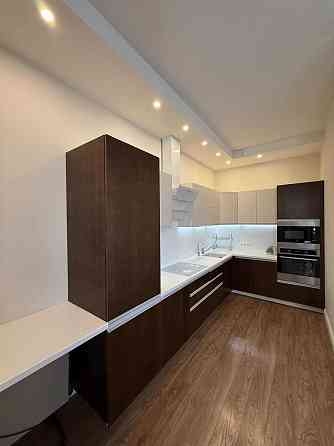 Оренда 2к квартири Печерськ, Лесі Українки 7А, метро Кловська Киев