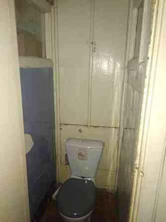 Здам 2 кім. 2 поверх метро либідська 2 хвилини пішки Киев