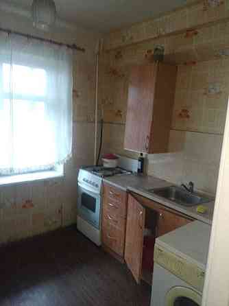 Здам 2 кім. 2 поверх метро либідська 2 хвилини пішки Киев