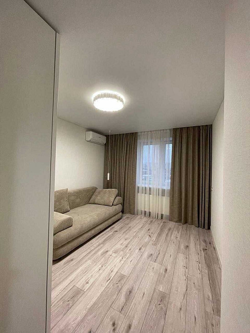 2 СПАЛЬНИ! АВТОНОМНОЕ отопление! ЖК Лазурный! Продам 2К 68 м2 Харків - зображення 3