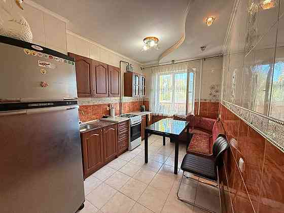 Трёхкомнатная квартира на Таирова/Глушко/Панорама/Королева Одесса