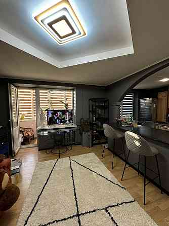 Продаж 2 кімнатної квартири по вул.Глинянський Тракт з ремонтом Львов