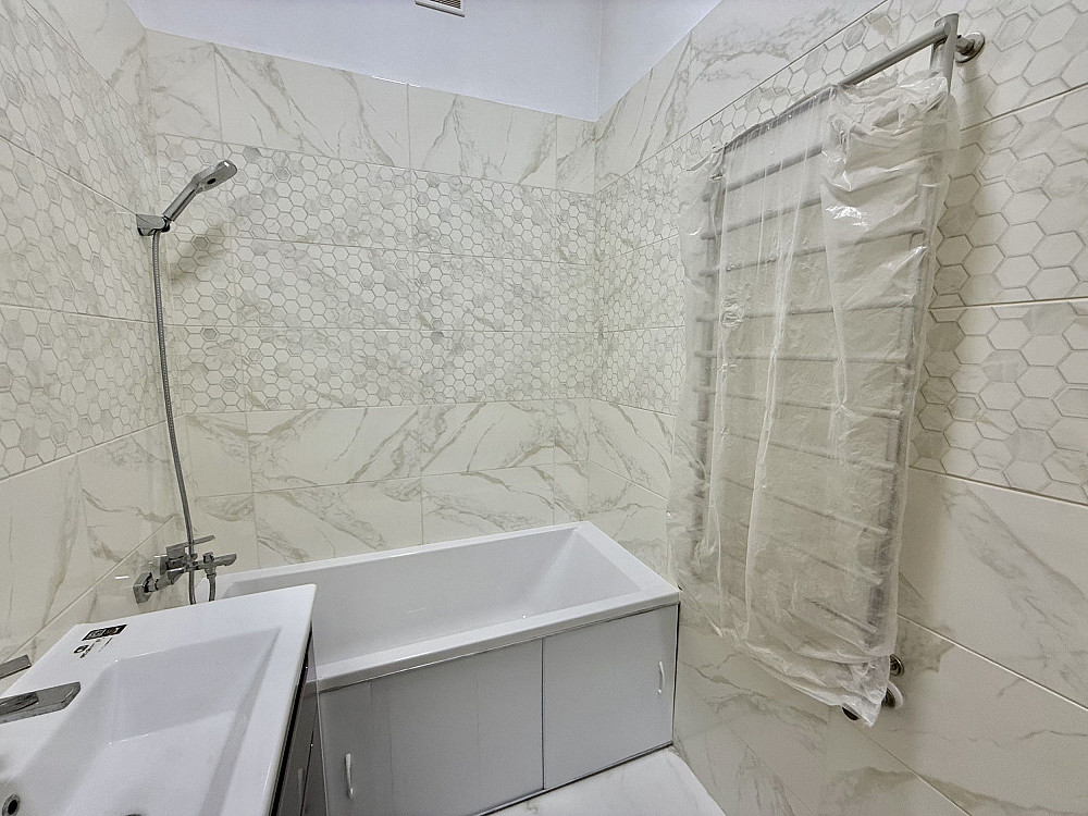 Продаж 2 кімнатної квартири в елітному районі вул. Кардинала Гузара Львів - зображення 7