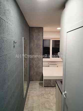 Однокімнатна смарт квартира-студія біля метро Вокзальна. Киев