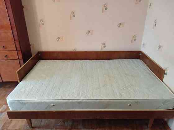 1-кімнатна на пр.Академіка Корольова 12 і Киев