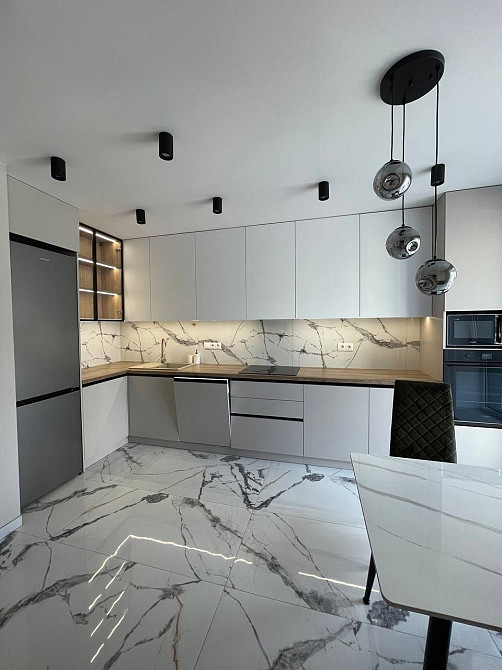 Оренда нової 2 кімнатної квартири+кухня вітальня  ЖК Шенген Залізнична Львов - изображение 3