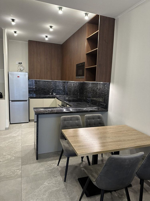 Поділ, 2-шка поруч із метро. Клубний будинок Зелений Замок Киев - изображение 3