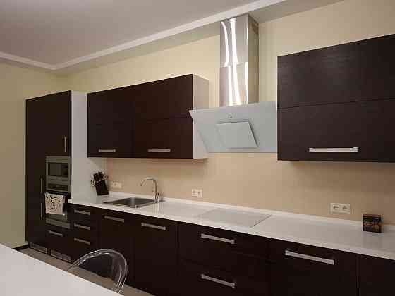 Липська Вежа Інститутська Урядовий кв Хрещатик Майдан Маріїнський парк Киев