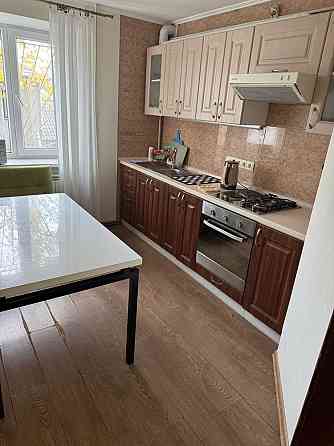 Сдается трехкомнатна квартира. 6,5 фонтана. Долгосрочно Одесса