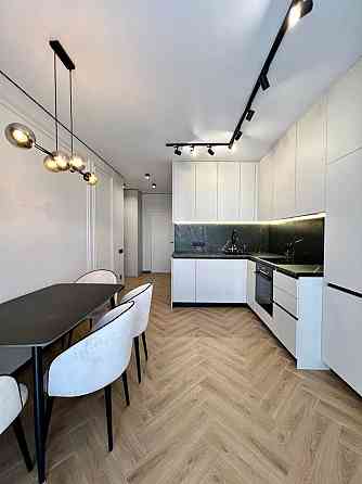 ПРОДАЖ! 1 кім квартира з виглядом на 2 сторони | Львів Щирецька Скнилов 