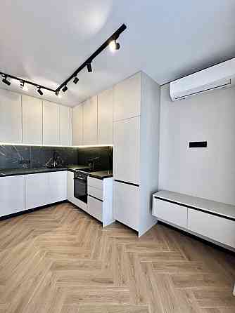 ПРОДАЖ! 1 кім квартира з виглядом на 2 сторони | Львів Щирецька Скнилов 