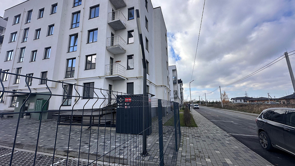 2 кім Квартира з автономним опаленням, ремонтом і меблями Струмівка - зображення 2