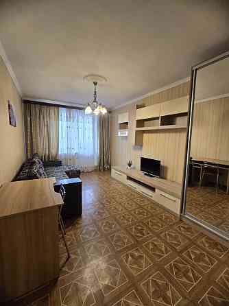 Сдам 2х комнатную у входа в метро Салтовская Харьков