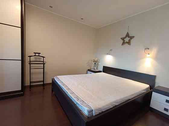 Оренда 3 х кімнатної квартири Гарматна, 23 метро  Шулявська Киев