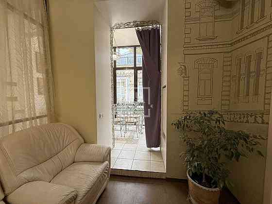 Аренда 3к квартиры 85м² в центре возле метро улица Саксаганского Киев