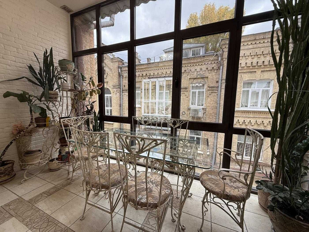 Аренда 3к квартиры 85м² в центре возле метро улица Саксаганского Киев - изображение 2