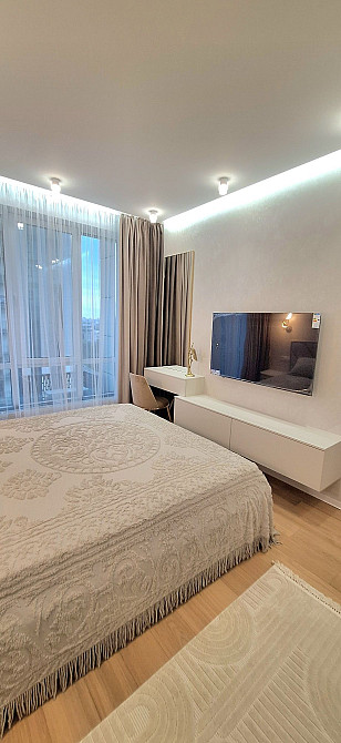 Центр .Сучасний ЖК  Ярославів Град. Паркінг . 2Кімн Киев - изображение 6