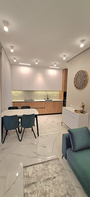 Центр .Сучасний ЖК  Ярославів Град. Паркінг . 2Кімн Киев - изображение 1