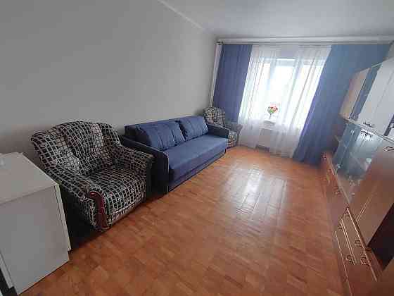 Оренда 2к вул. Ревуцького 19/1, м. Харківська Киев