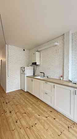 Простора квартира з ремонтом. Газове опалення. Оформлення 2% Ірпінь