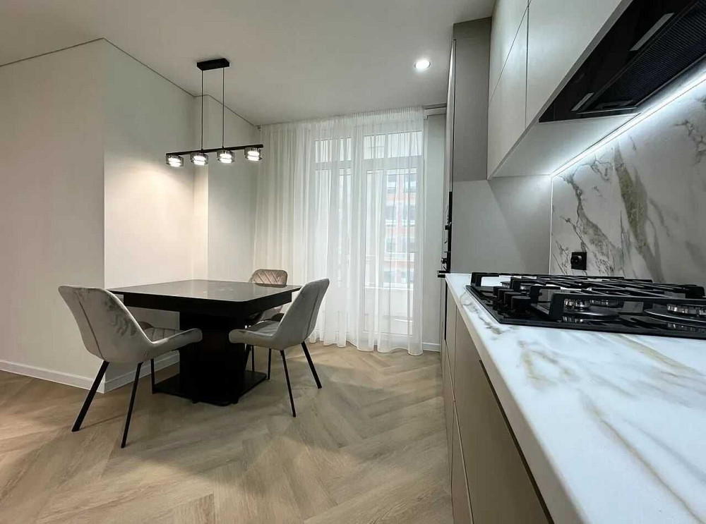 Чудова укомплектована 2кім квартира 71м2 в найкращому ЖК Family Plaza Ивано-Франковск - изображение 3