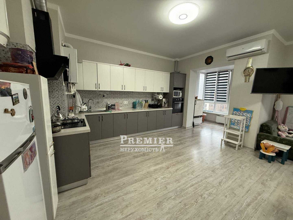 Продам 2 кімнатну квартиру площею 94 кв.м. з ремонтом у моря Одесса - изображение 4