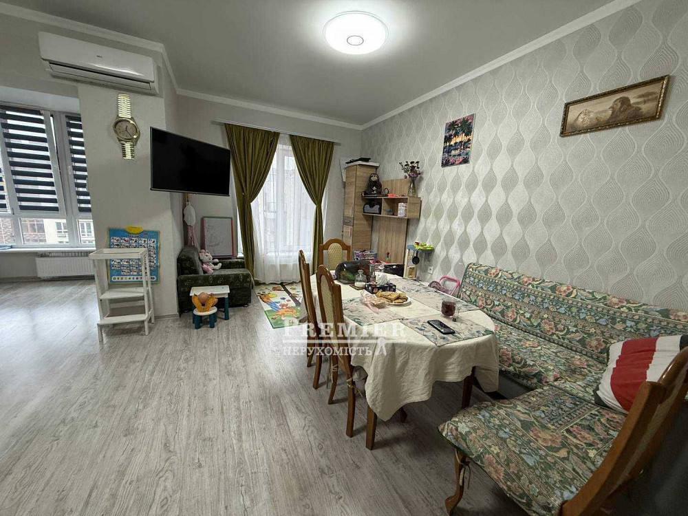 Продам 2 кімнатну квартиру площею 94 кв.м. з ремонтом у моря Одесса - изображение 2