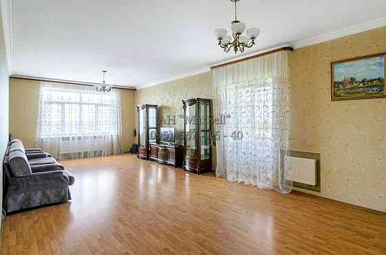 Продам 2-рівневу квартиру в центрі міста в елітній новобудові Суми