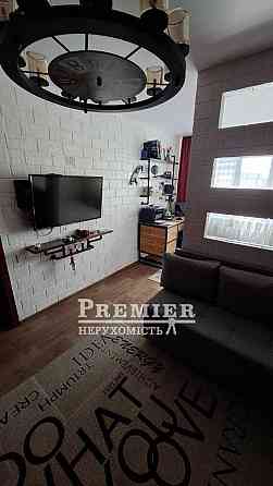 Продам 3 кімнатну квартиру з ремонтом на Кримському бульварі Одесса